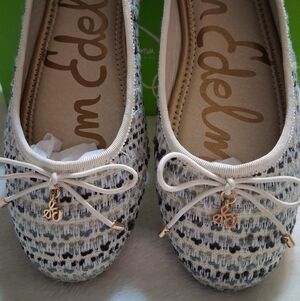 NEW Sam Edelman Felicia Girls Multi Blue Ballet Flats Size 4